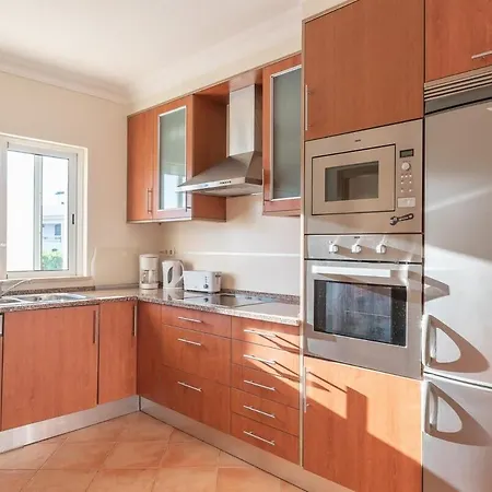 Вилла Castelo - Cosy Modern - 500m From Castelo Албуфейра