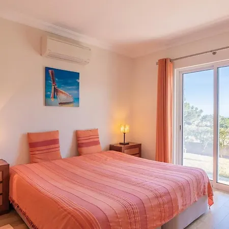 Castelo - Cosy Modern - 500m From Castelo Вилла Албуфейра