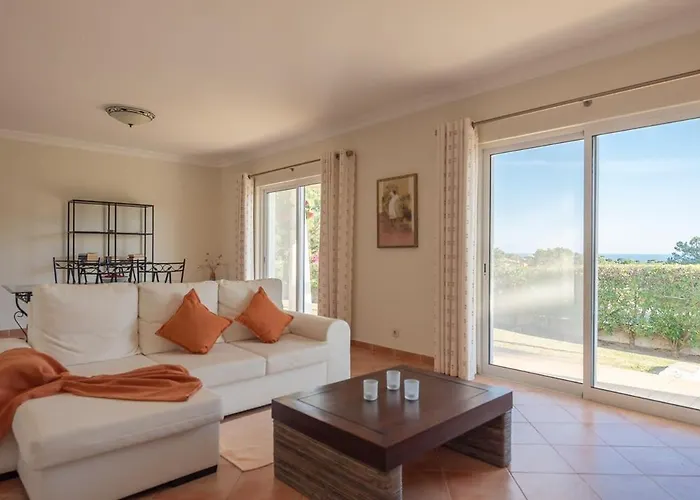 Castelo - Cosy Modern - 500m From Castelo Villa Albufeira